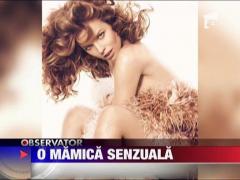 Eva Herzigova, o mamica senzuala