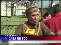 O familie a  fost la un pas sa arda de vii in propria casa