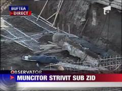 Muncitor strivid sub zid