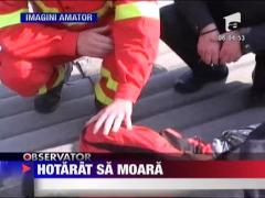 S-a aruncat de la etajul 10