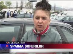 Au incercat sa sparga o masina ziua in amiaza mare