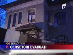 Cersetori evacuati dintr-o cladire bucuresteana