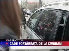 Monica are voie sa o ia pe Irina cu forta