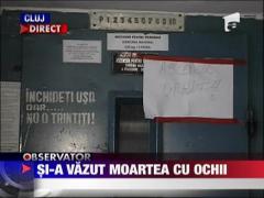 Un barbat era sa fie strivit de lift