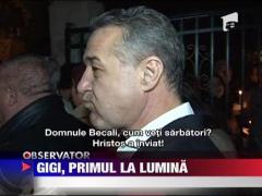 Vedetele s-au amestecat in multimea de credinciosi