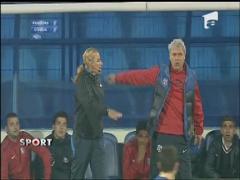 Sorin Cartu a fost la un pas sa sara la bataie la arbitrul de rezerva!