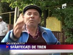 Tineri spulberati tren