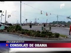 Barack Obama, alaturi de localnici din orasul american Joplin