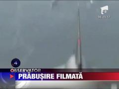 Imagini care surprind prabusirea unui avion militar