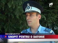 Imagini socante! Snopit in bataie pentru o datorie