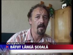 Elev batut langa scoala