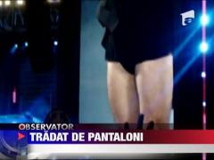 Pantalonii lui Robbie Williams au cedat in timpul unui concert