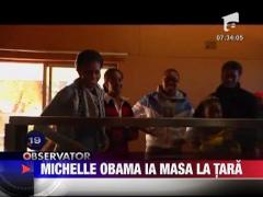 Michelle Obama ia masa la tara