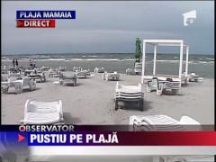Vremea rea a alungat toti turistii de pe plaja