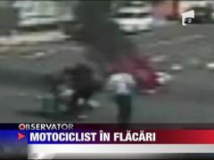 Motociclist in flacari