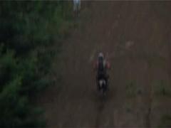 Enduro la Gusterita: urcare pe panta de 70 de grade