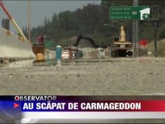 Refacerea in 53 de ore a unei pasarele din SUA decurge fara probleme