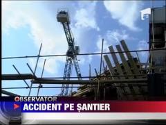 Muncitori raniti pe santier
