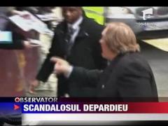 Gerard Depardieu a urinat pe culoarul unui avion, in fata pasagerilor ‎