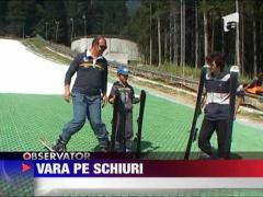 S-a deschis sezonul de schi pe iarba in Busteni