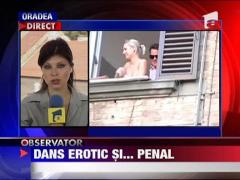 Romanca care si-a aratat sanii de la balcon risca 3 ani de puscarie