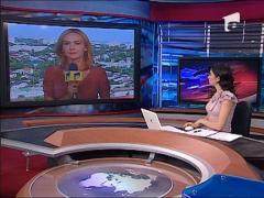 A trait mai multi ani cu o catarama de metal in gat