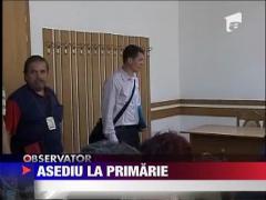 Oamenii din Codlea i-au pus pe fuga pe edilii din oras!