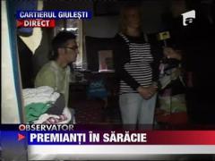 Dorm si invata intr-o baraca mucegaita