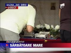 Sute de oamenii au venit sa se roage la moastele Sfantului Ioan Botezatorul