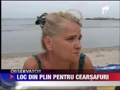 Apa s-a retras cu aproximativ 6 metri pe litoral