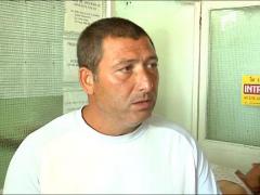 Baiat de 14 ani batut cu pumnii si picioarele pentru 50 lei