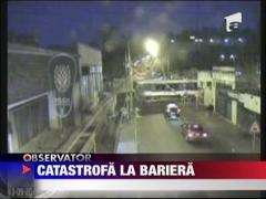 Accident teribil: Doua trenuri si un autobuz s-au ciocnit in Argentina