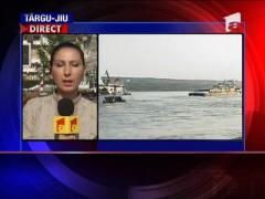 Doua nave au intervenit pentru scoaterea vasului blocat pe Dunare