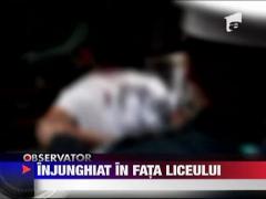 Injunghiat in fata liceului