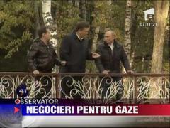 Presedintele Ucrainei s-a intalnit cu Dimitri Medvedev si Vladimir Putin, pentru a negocia un nou pret al gazelor