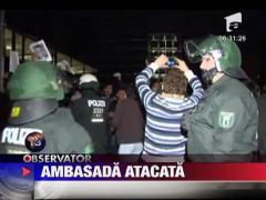Ambasada atacata la Berlin