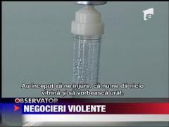 I-a rupt mandibula partenerei de afaceri