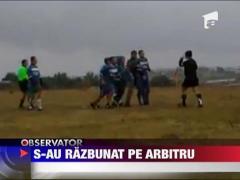Arbitru batut de gazde