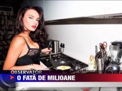 Tamara Ecclestone a pozat dezbracata intr-un pat acoperit cu bancote