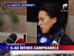 Fetele din echipa de spada a Romaniei s-au intors in tara