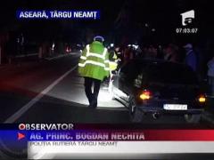 Fetita spulberata de o masina