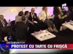 Protest cu tarte de frisca