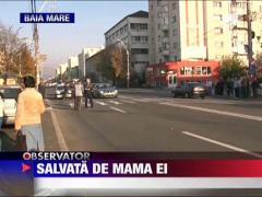 IMAGINI SOCANTE / Fetita si mama lovite de o soferita neatenta