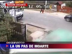 IMAGINI SOCANTE! / Fetita spulberata de masina