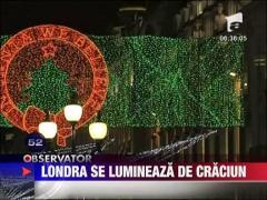 Luminile de Craciun s-au aprins la Londra