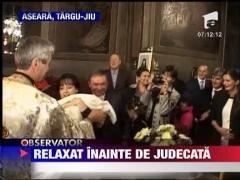 Mircea Geoana s-a relaxat la botez
