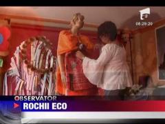 Prezentare de moda realizata din gunoaie