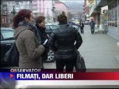 Talhari filmati, dar liberi