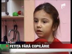Fetita fara copilarie