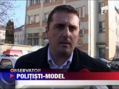 Politisti model de calendar